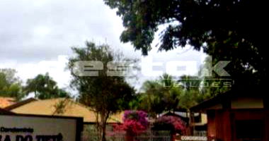 Terreno amplo de 605m² ideal para novos projetos, desocupado