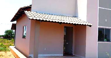Casa com 2 quartos, 63.75m²