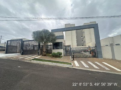 Apartamento 2 Quartos com Vaga em Marília