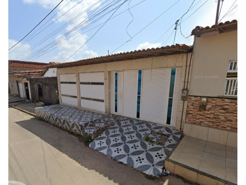 Casa em leilão com 3 quartos e 2 banheiros