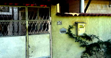 Sobrado com Terreno em São Gonçalo/RJ