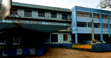 Clube recreativo com salão, casa e piscina