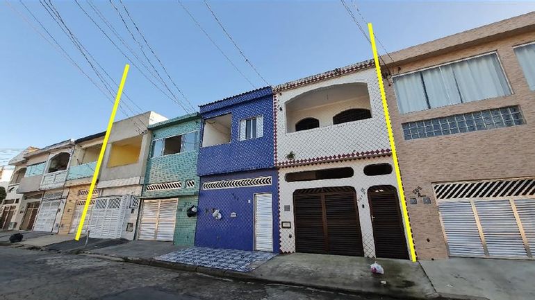 Casa em Guarujá SP com 251,10m² de Terreno
