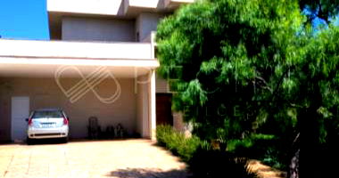 Prédio Residencial com 200m² Construídos, Ocupado