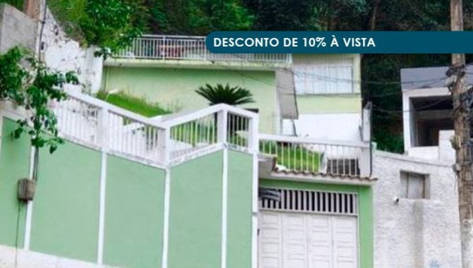 Casa com 260 m² em Santa Rosa, Niterói - RJ