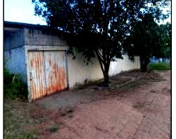 Casa com 2 quartos, 1 banheiro, 1 vaga, 67.7m² construída, desocupada
