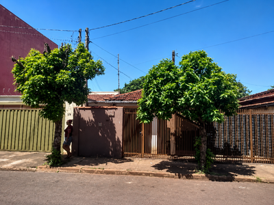 3 Casas com 435m² em Guará/SP - Ótima Oportunidade