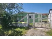 Casa ocupada com 94,15 m² construídos
