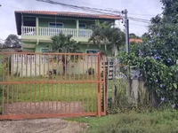 Casa ocupada com 1 vaga e 259 m² construídos