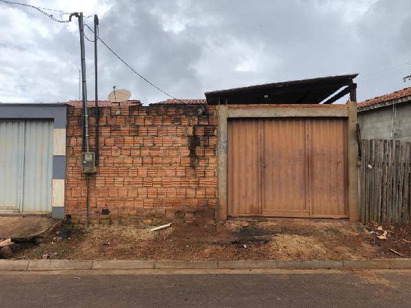 Casa com 2 Quartos e 62m² em Bela Vista