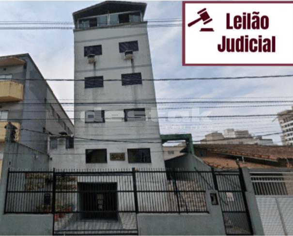 Apartamento térreo com 54 m² e 1 vaga