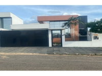 Casa Ocupada com 240m² de Terreno em Jardim Europa I