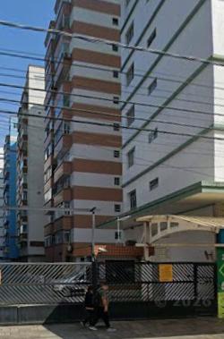 Cobertura Triplex com Piscina e 4 Suítes em Praia Grande