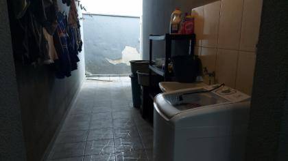 Casa com 3 quartos, 250m² de terreno, ocupada