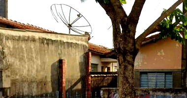 Casa com 2 quartos, 1 banheiro, 1 vaga, 61,45m² construída, ocupada