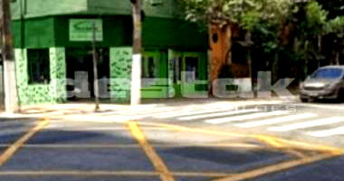 Imóveis Comerciais com 3 Salões e Apartamento em Santo Amaro