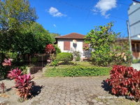 Casa de Madeira 66m² - Terreno 244m² - Centro