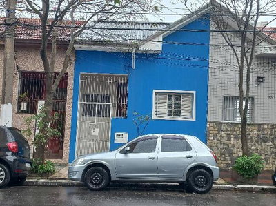 Casa de 60 m² com terreno de 70 m²