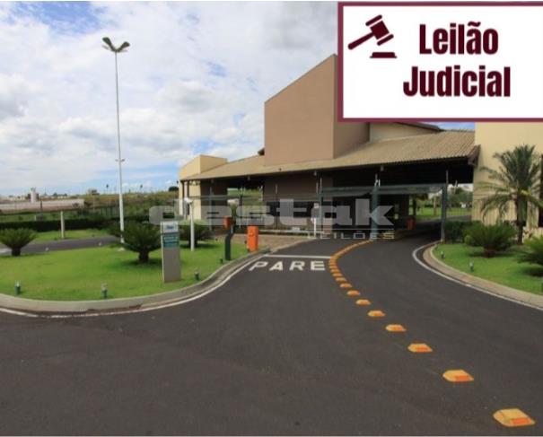 Terreno 790m² em Cond. Fechado - Alto Padrão