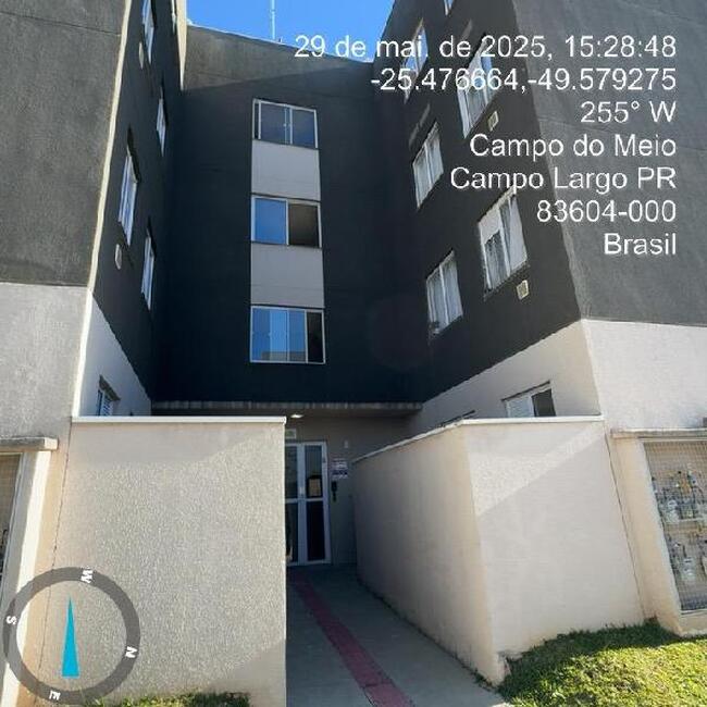 Apartamento Espaçoso com 2 Quartos em Campo Largo/PR