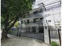 Apartamento com 2 vagas em leilão no Recreio dos Bandeirantes