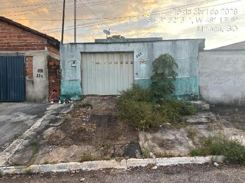 Casa com 2 Quartos e 2 Banheiros em Minaçu