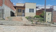 Casa com 3 quartos, 1 banheiro, 60,94m² construída, desocupada