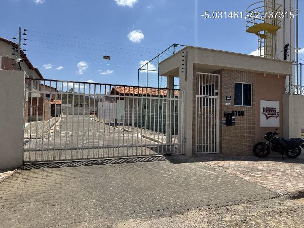 Casa com 2 quartos, 103,81 m², 1 vaga de garagem