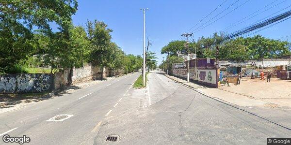 Edificações Comerciais em Terreno de 3.584,52m² em Macaé/RJ
