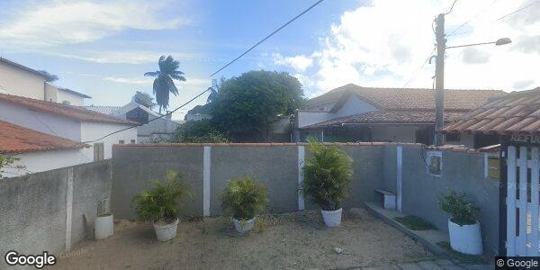Casa com 3 quartos, 2 banheiros, 98m² construída, terreno 360m²