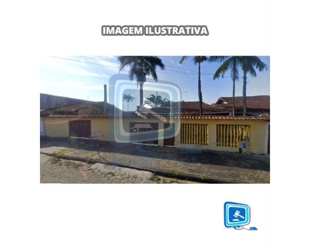 Área Total de 1.040m² com Construção de 287,04m² em Itanhaém