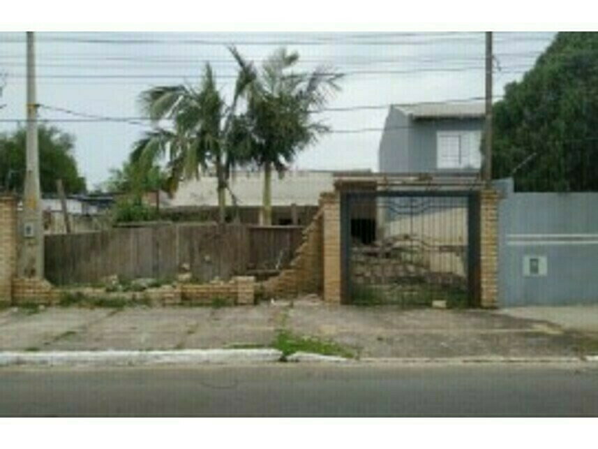 Casa em leilão com 3 quartos e 2 banheiros em Canoas
