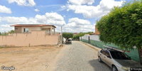 Terreno com três casas construídas, 5 quartos, 3 banheiros