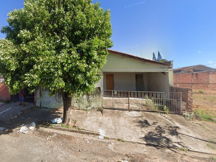 Casa com 6 cômodos e 220 m² em Garça/SP