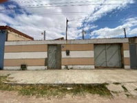 Casa 3 quartos, 2 banheiros, 1 vaga, 246m² terreno, 140m² construída