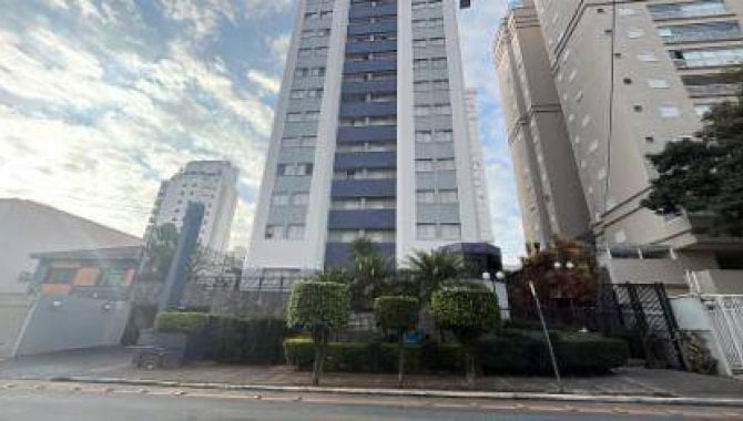 Apartamento Duplex com 2 quartos, 4 banheiros e 2 vagas