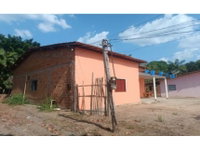 Casa com 3 quartos e 2 banheiros no Bairro do Limão