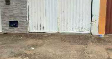 Casa 79m² com 2 quartos, 1 banheiro e 1 vaga de garagem