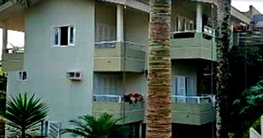 Casa espaçosa com 317 m² construídos, perfeita para famílias grandes e aconchegante