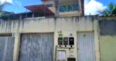 Casa com 4 quartos em Salvador