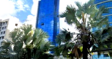 Sala Comercial Moderna em Rio de Janeiro com Vaga