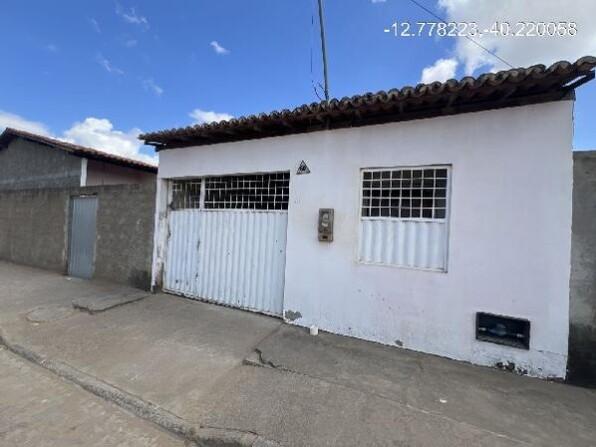 Casa com 3 quartos, 1 banheiro, 1 vaga e 70m² privativos