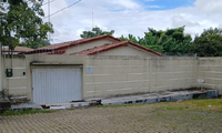 Casa com 297,30 m², terreno 450 m²