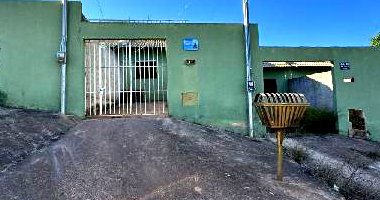 Casa com 2 Quartos e Varanda em Santo Antônio do Descoberto