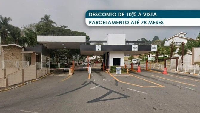 Casa em Condomínio com 897 m² - Ocupado