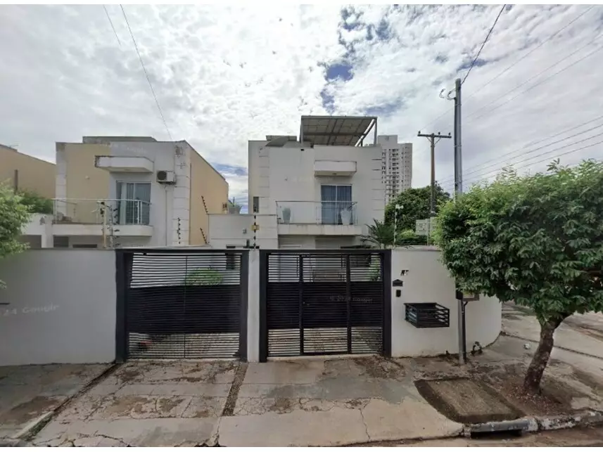 Casa com 130,53m² construídos em Jardim Califórnia