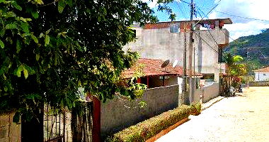 Lote de Terreno com 776m², desocupado, amplo espaço