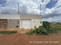 Casa com 3 Quartos e Varanda em Juazeiro