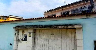 Casa padrão 4 quartos, 2 banheiros, 3 vagas, 420m² construída, ocupada