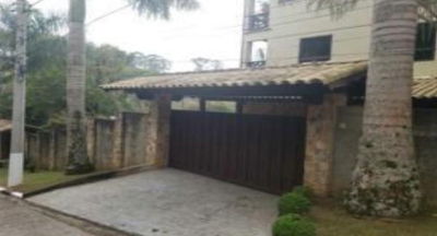 Casa Ocupada de 775m² no Bosque dos Pires em Cotia/SP